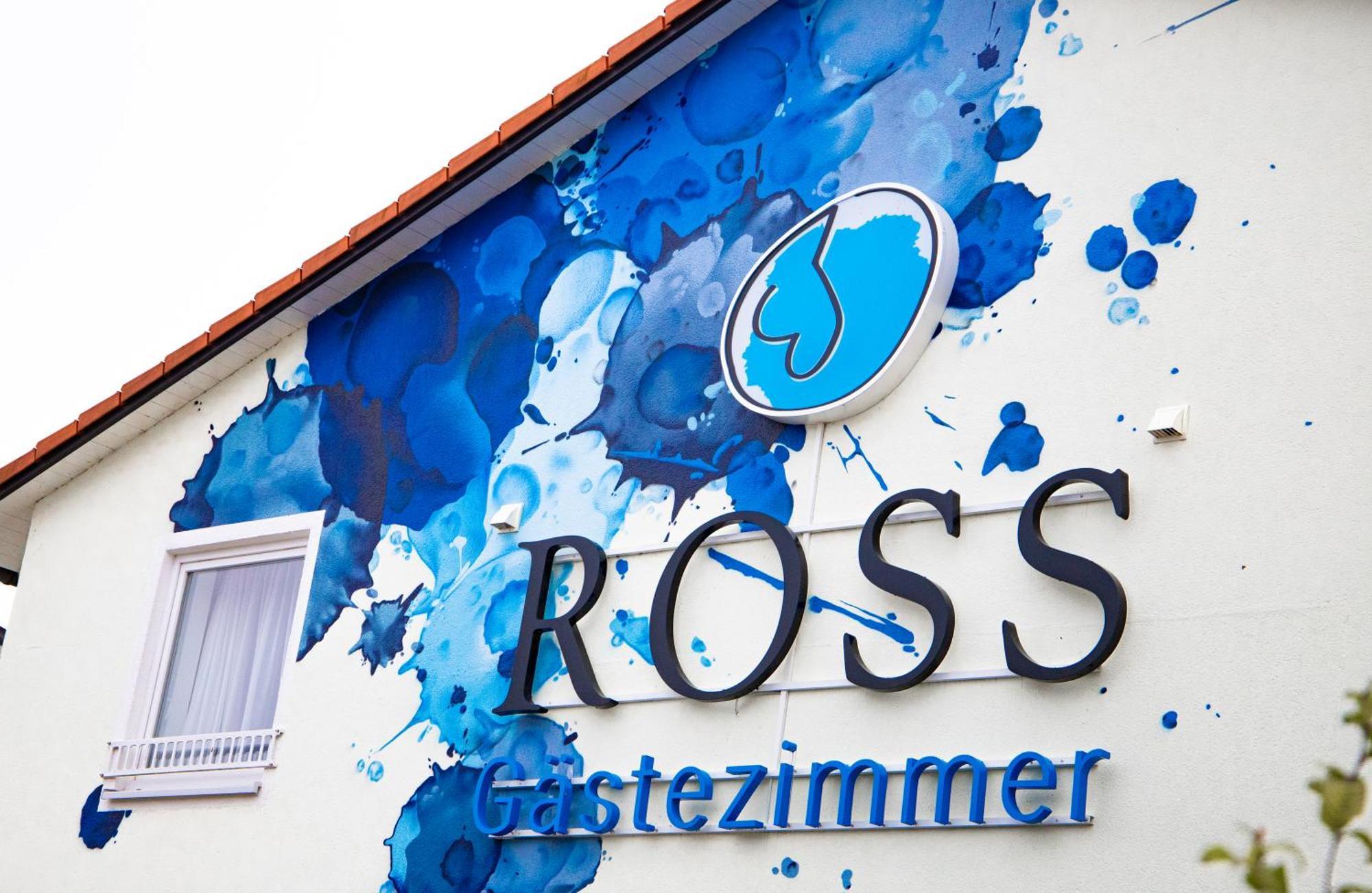 Gaestezimmer Ross Hohenlinden